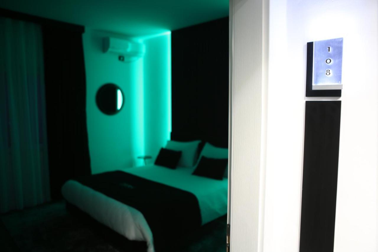 Hotell Dark Boutique 4*